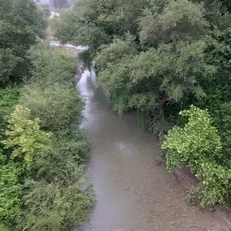 Lejlighed Cozy Riverside *