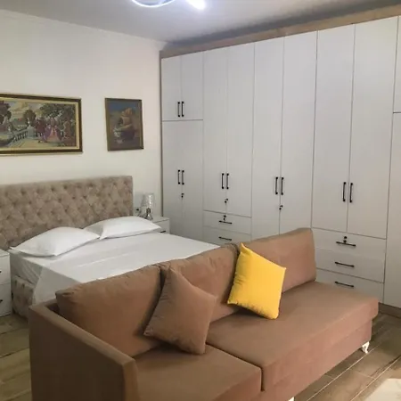 Apartamento Cozy Riverside Kelcyre